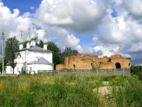 Село Кузнецово, Казанский храм и строящееся здание